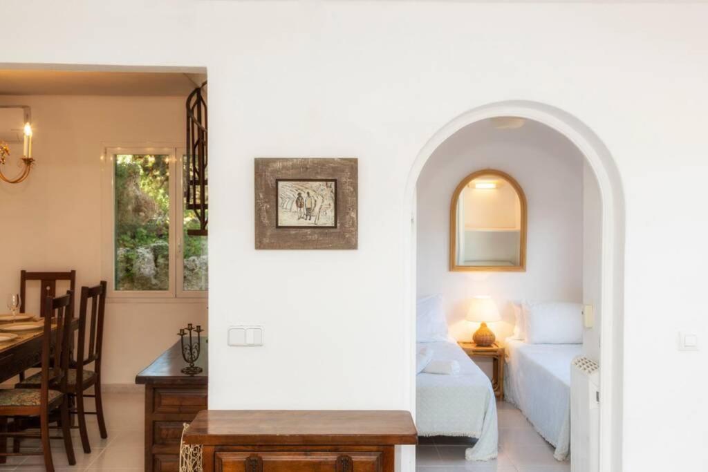 Villa Cecylia Es Canutells Luaran gambar